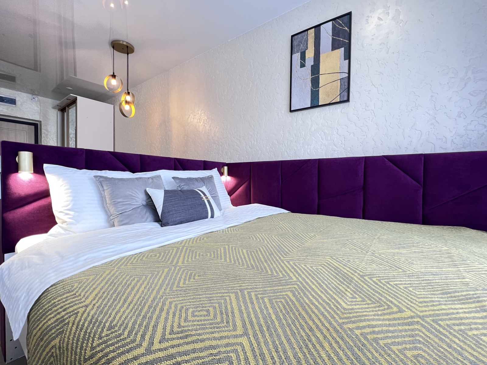 Студия с изюминкой на берегу реки