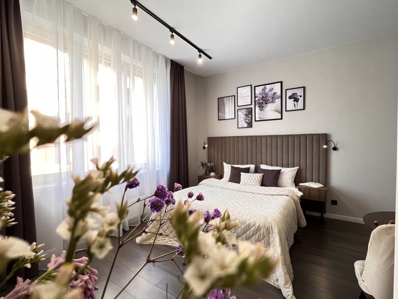 comfortable apartments for business people