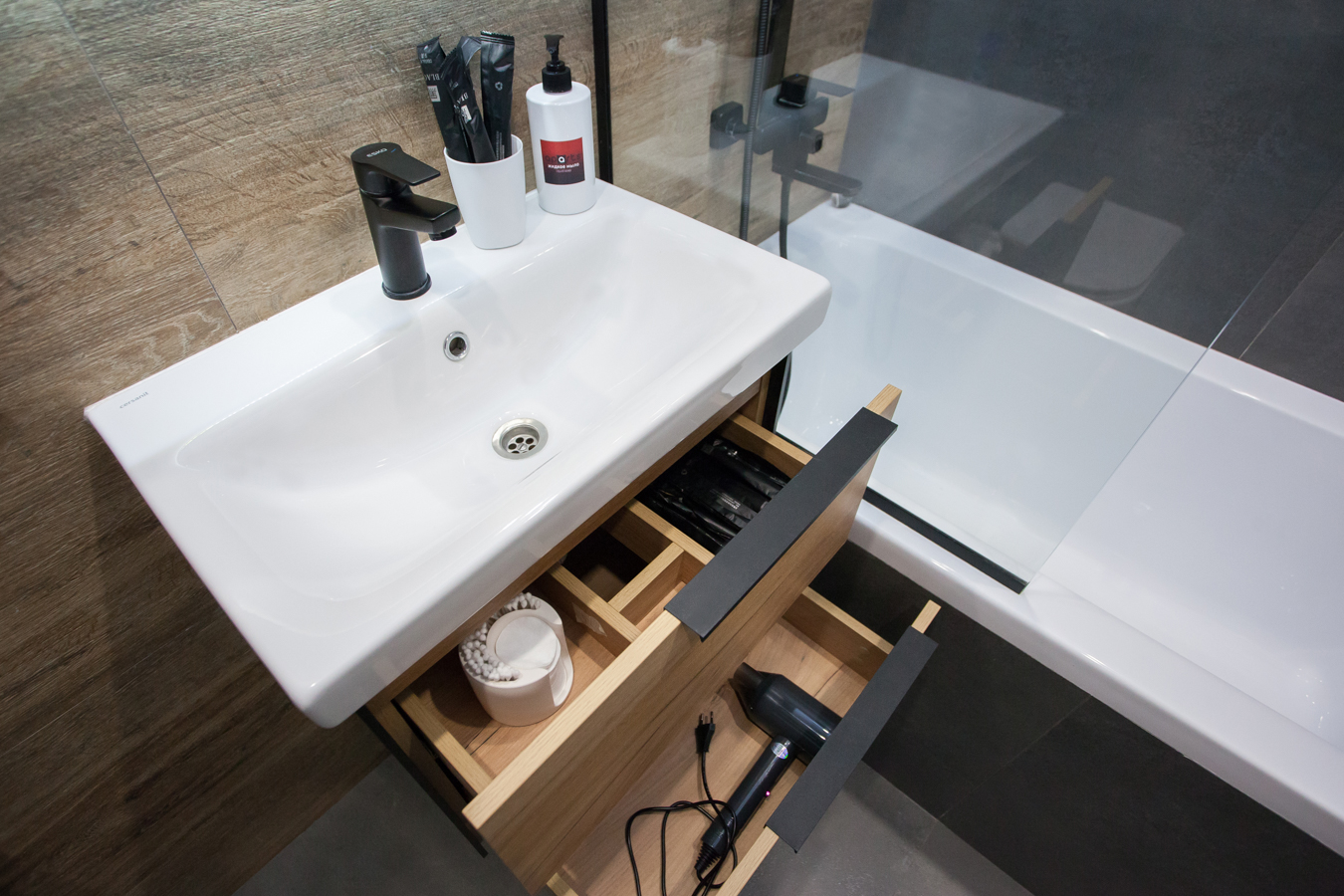 Квартира-студия в доме бизнес-класса в центре Новосибирска 