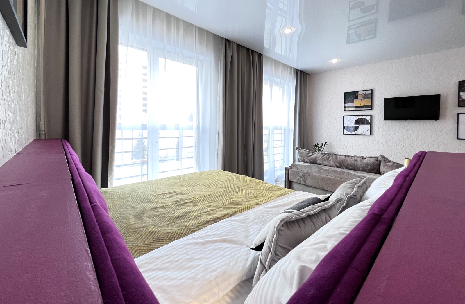 Студия с изюминкой на берегу реки