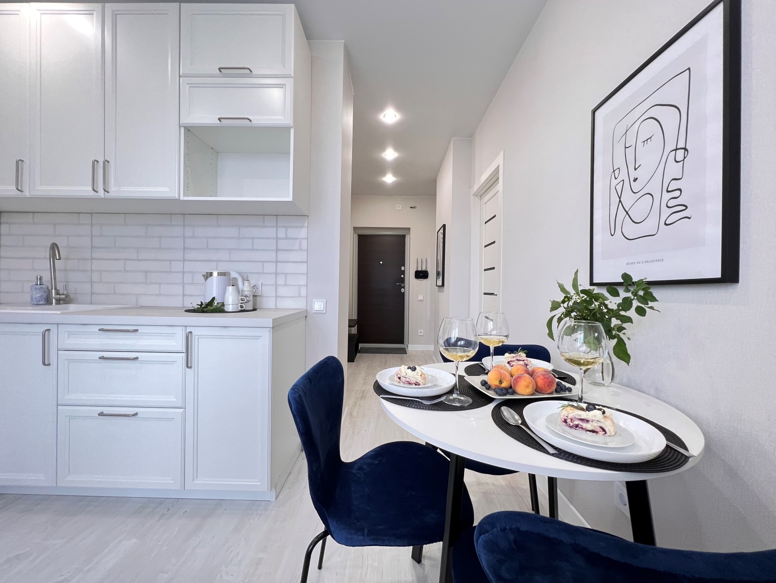 The apartment is a traveler's dream