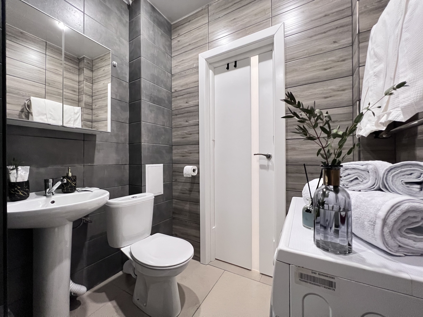 Студия с изюминкой на берегу реки