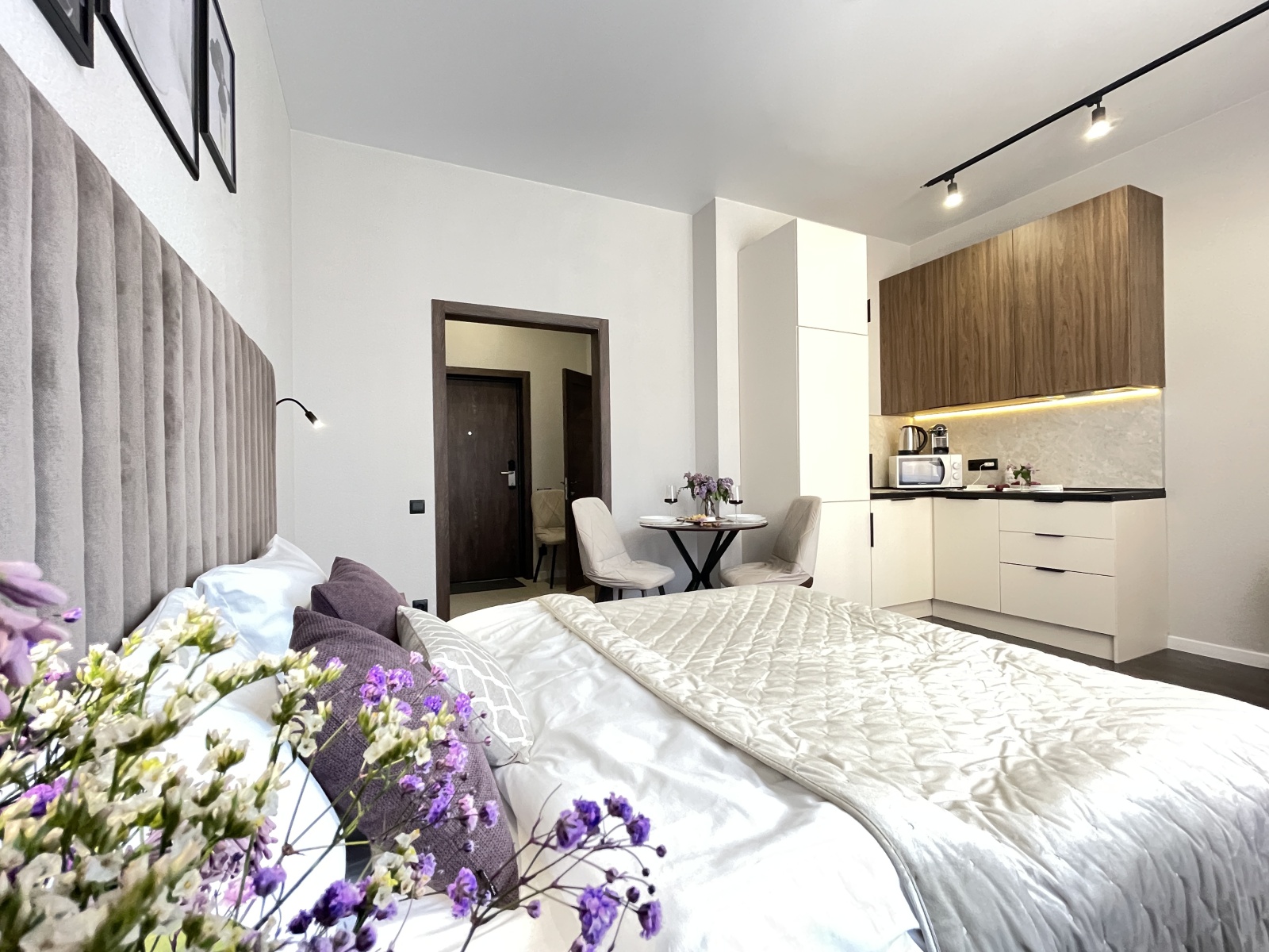 comfortable apartments for business people