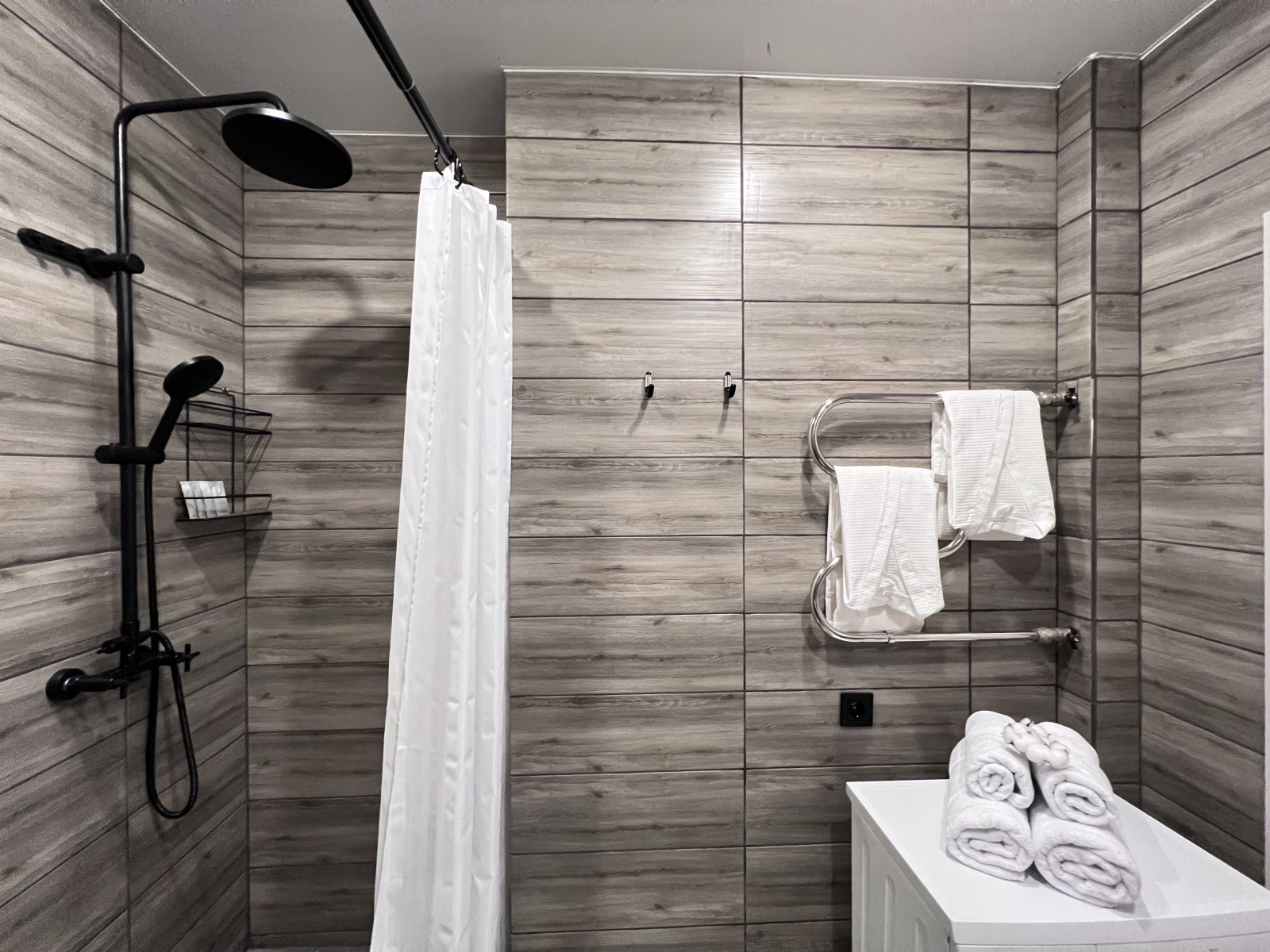 eco apartment near the river