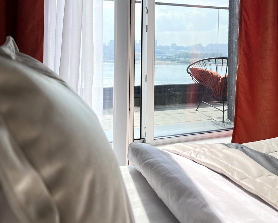 Терраса на 13 этаже с видом на реку