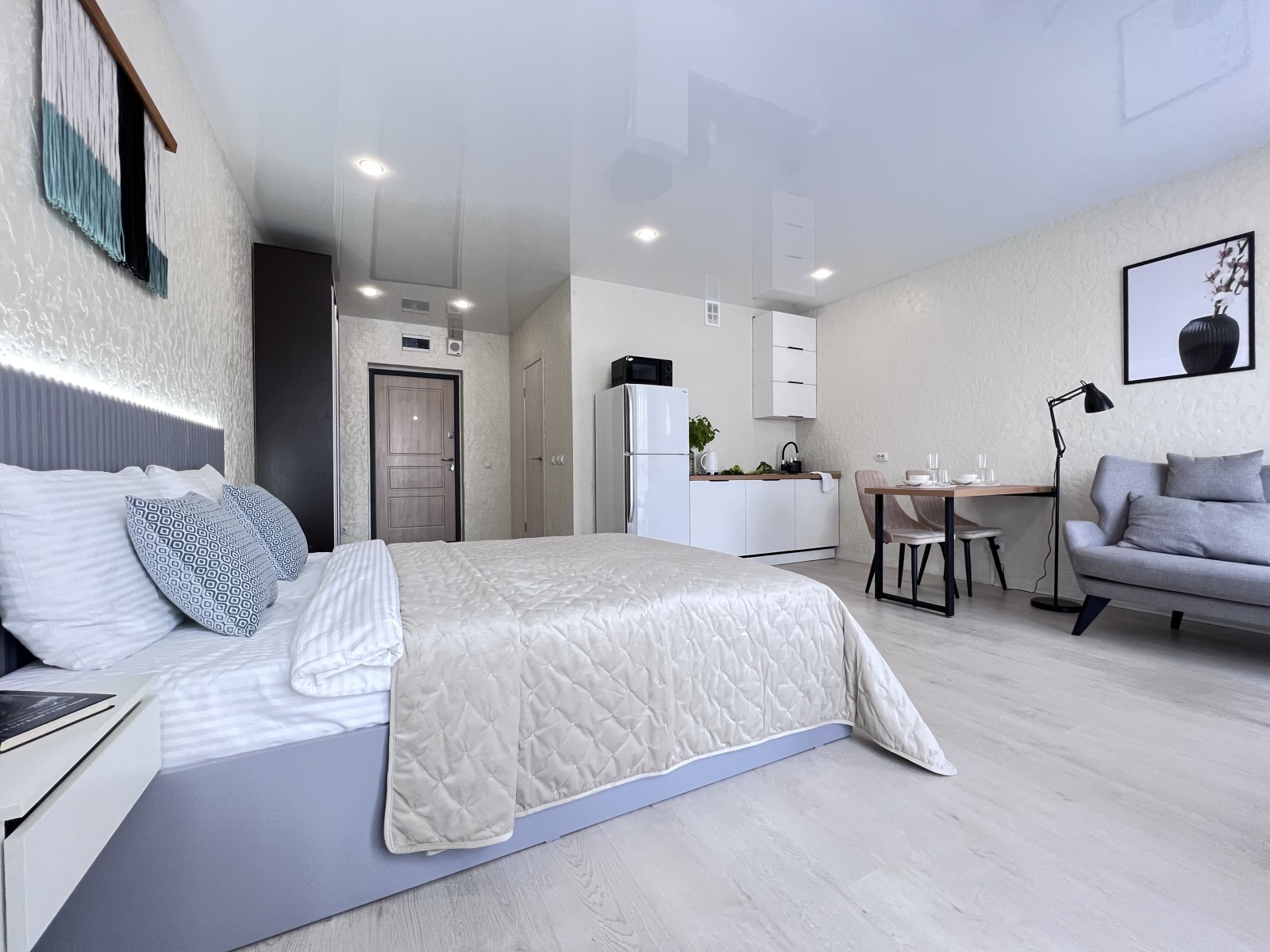 eco apartment near the river