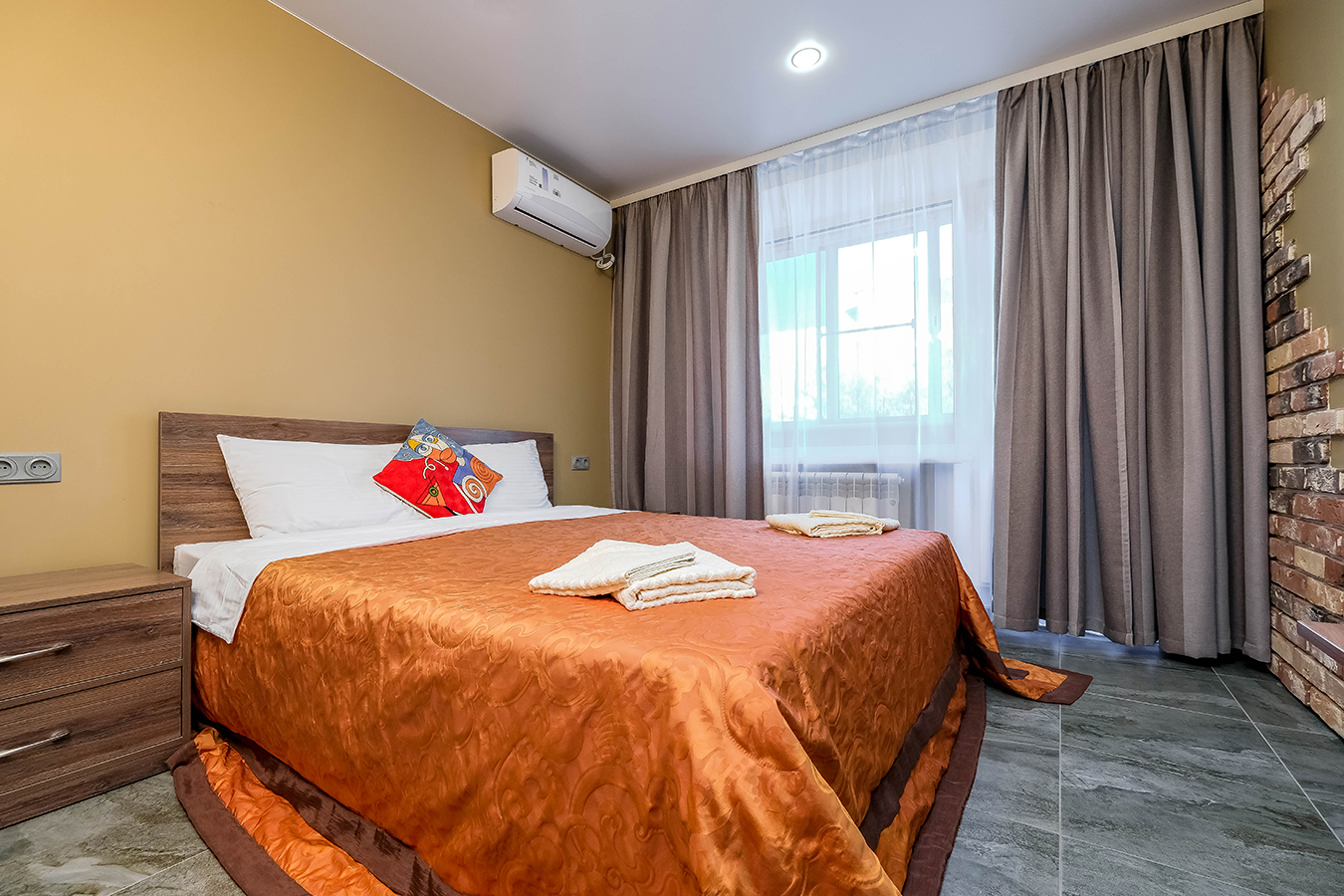 Уютная 2х комнатная квартира возле ЖД вокзал 